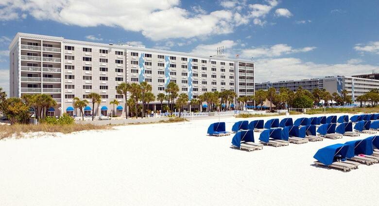 Hotel Tradewinds Island Grand Resort