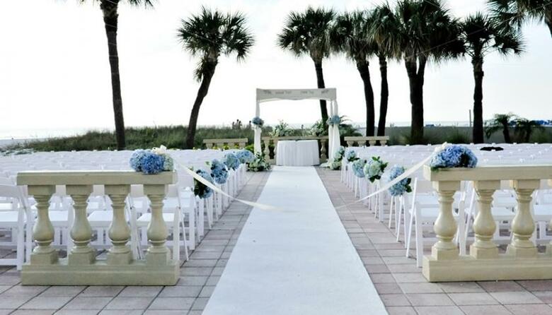 Hotel Tradewinds Island Grand Resort