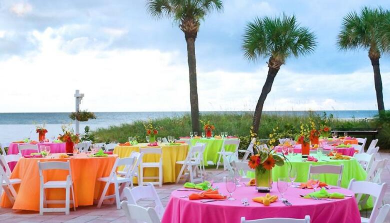 Hotel Tradewinds Island Grand Resort