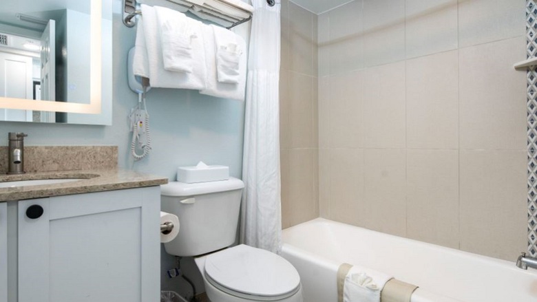 Hotel Tradewinds Island Grand Resort