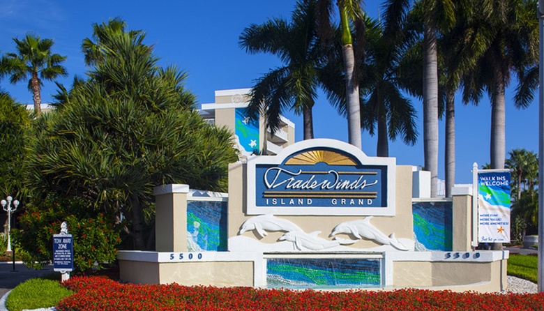 Hotel Tradewinds Island Grand Resort