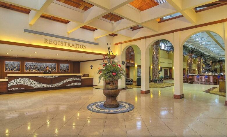Hotel Tradewinds Island Grand Resort