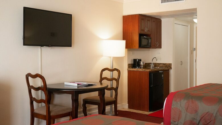 Hotel Ramada Plaza Marco Polo Beach Resort