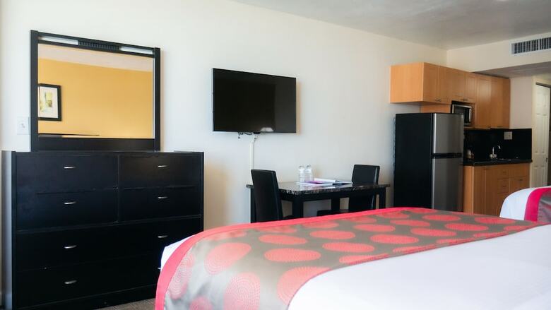 Hotel Ramada Plaza Marco Polo Beach Resort