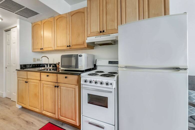 Hotel Ramada Plaza Marco Polo Beach Resort