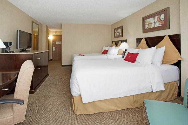 Hotel Ramada Plaza Marco Polo Beach Resort