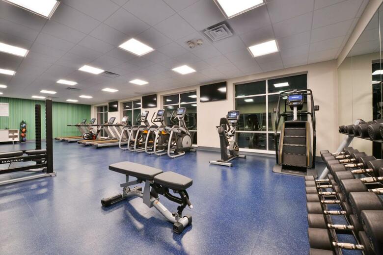 Hotel Holiday Inn Express And Suites Madison