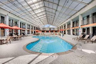 Hotel Clarion Inn & Suites Bowling Green