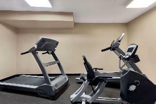 Hotel Baymont By Wyndham Sioux Falls West