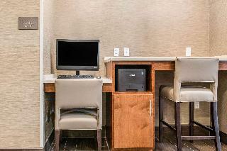 Hotel Comfort Suites Columbus Airport
