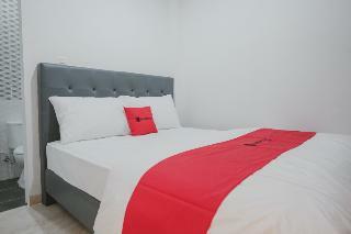Reddoorz Near Taman Palem