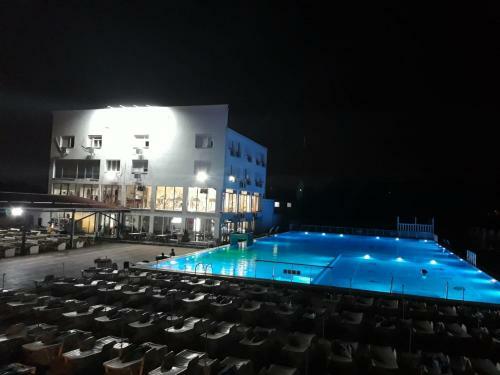 Villa Flamingo Resort