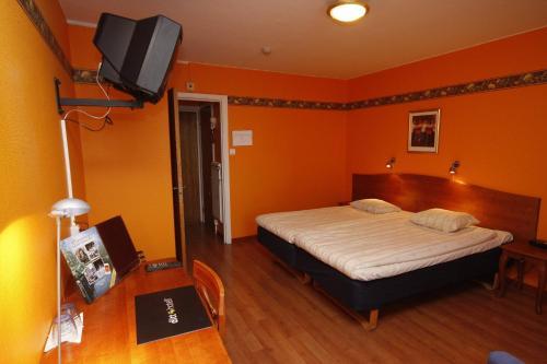 Hotel Aveny Bed & Breakfast