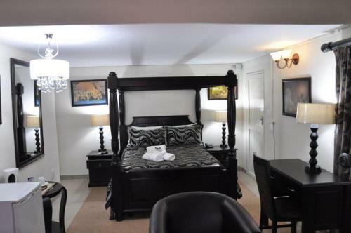 Hostal Montana Boutique Guesthouse