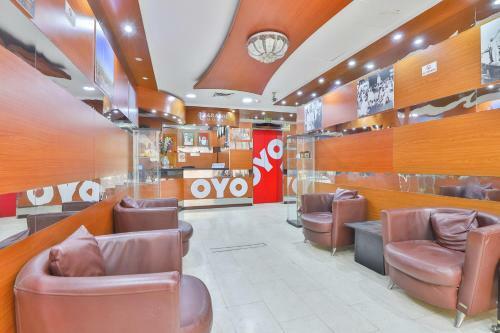 Oyo 271 Parasol Hotel