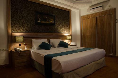 Arg Hotel