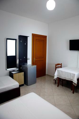 Hotel Tirona