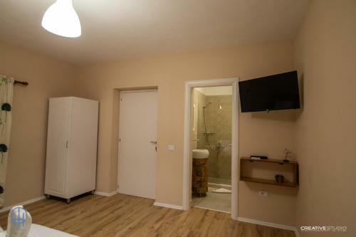 Hotel Trako`s Home