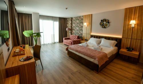 Iliad Hotel