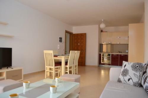 Saranda Holiday Apartments
