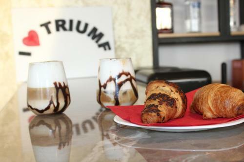 Hotel Bar Restaurant Triumf Shengjin