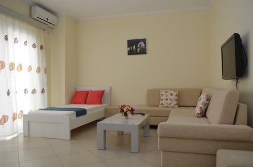 Sejdi Apartments