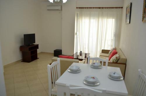 Sejdi Apartments