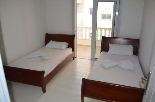 Sejdi Apartments