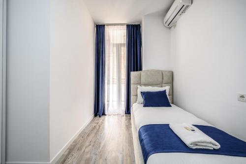 Luxury Apartment Skanderbag Square