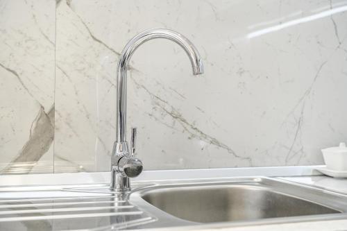 Luxury Apartment Skanderbag Square