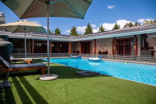 Hostal D'urbanmist