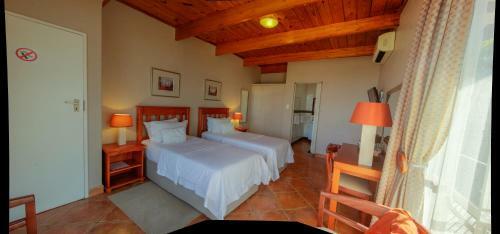 Hostal Adagio Guest House