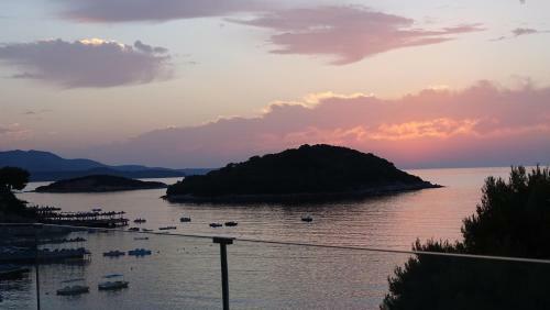 King Hotel Ksamil