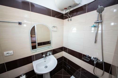 Qendra Bed & Breakfast