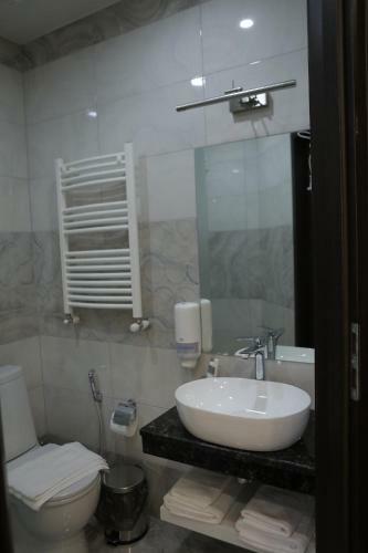 4room Hotel