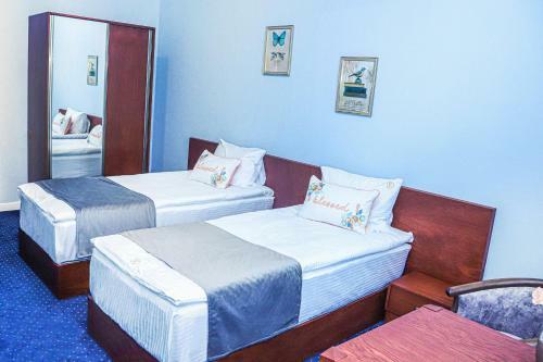 Grand F Hotel