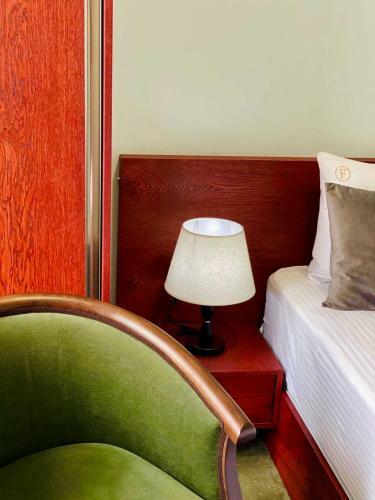 Grand F Hotel