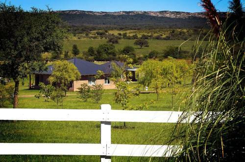 Agroturismo Arenas Blancas Caba�as & Suites