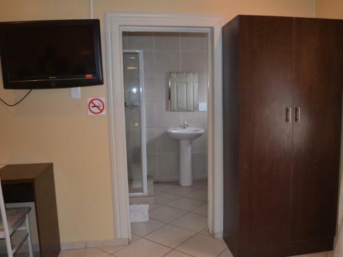Hostal Henry George Guest House