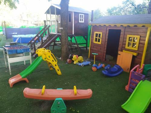 Quinta Generacion Apart