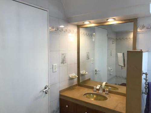 Apartamento Cabildo Y Juramento Con Parrilla