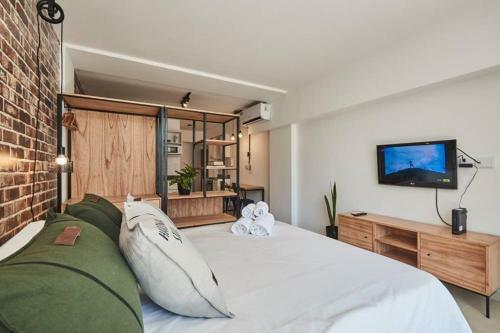 Apartment In Monserrat