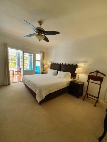 Hostal Paradiso Guesthouse & Self-catering Cottage