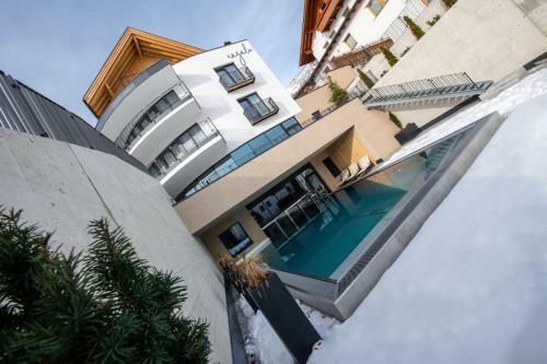 Nagalu Hotel Garni