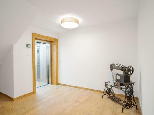 Inviting Apartment In Hart Im Zillertal With Parking