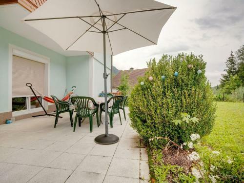 Spacious Mansion In Hermagor-pressegger See With Garden