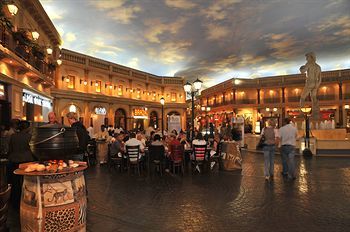 Hotel Peermont Metcourt Suites At Emperors Palace