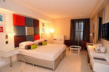 Hotel Peermont Metcourt Suites At Emperors Palace
