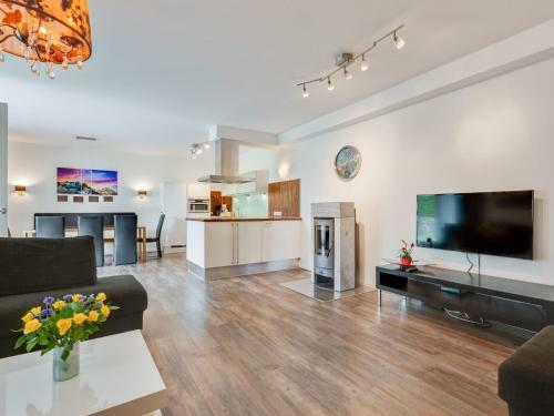Elegant Apartment In Leogang With Ski Storage