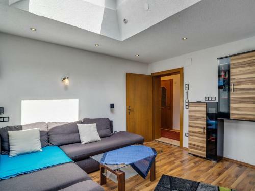 Simplistic Apartment In Ramsau Im Zillertal With Ski-storage